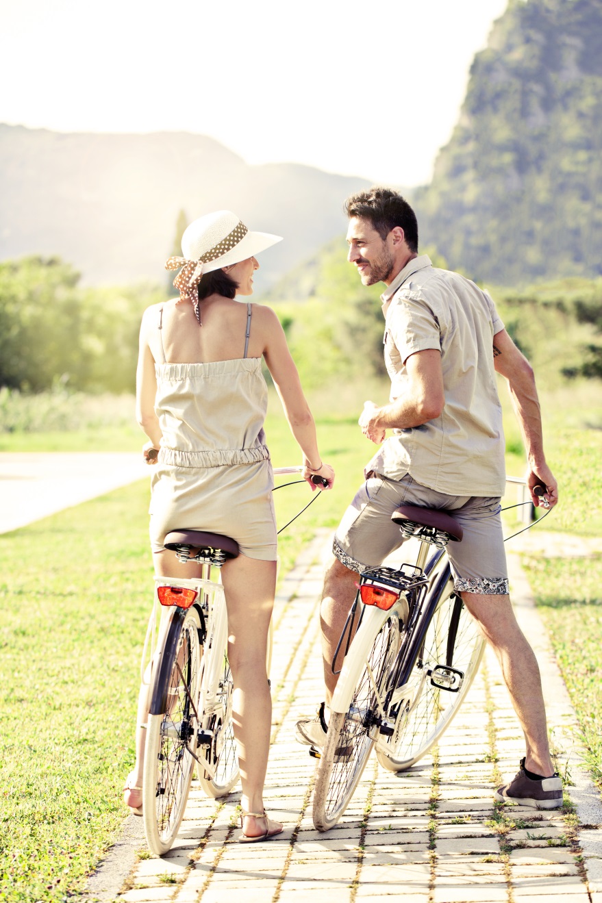 essensial_yang_dilakukan_happy_couple.jpg
